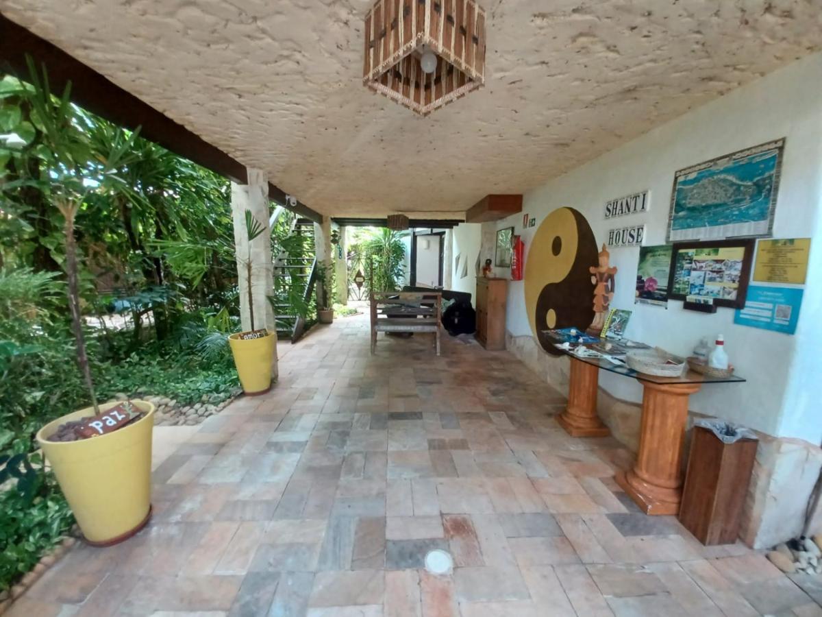 Shanti House Apartment Praia do Forte